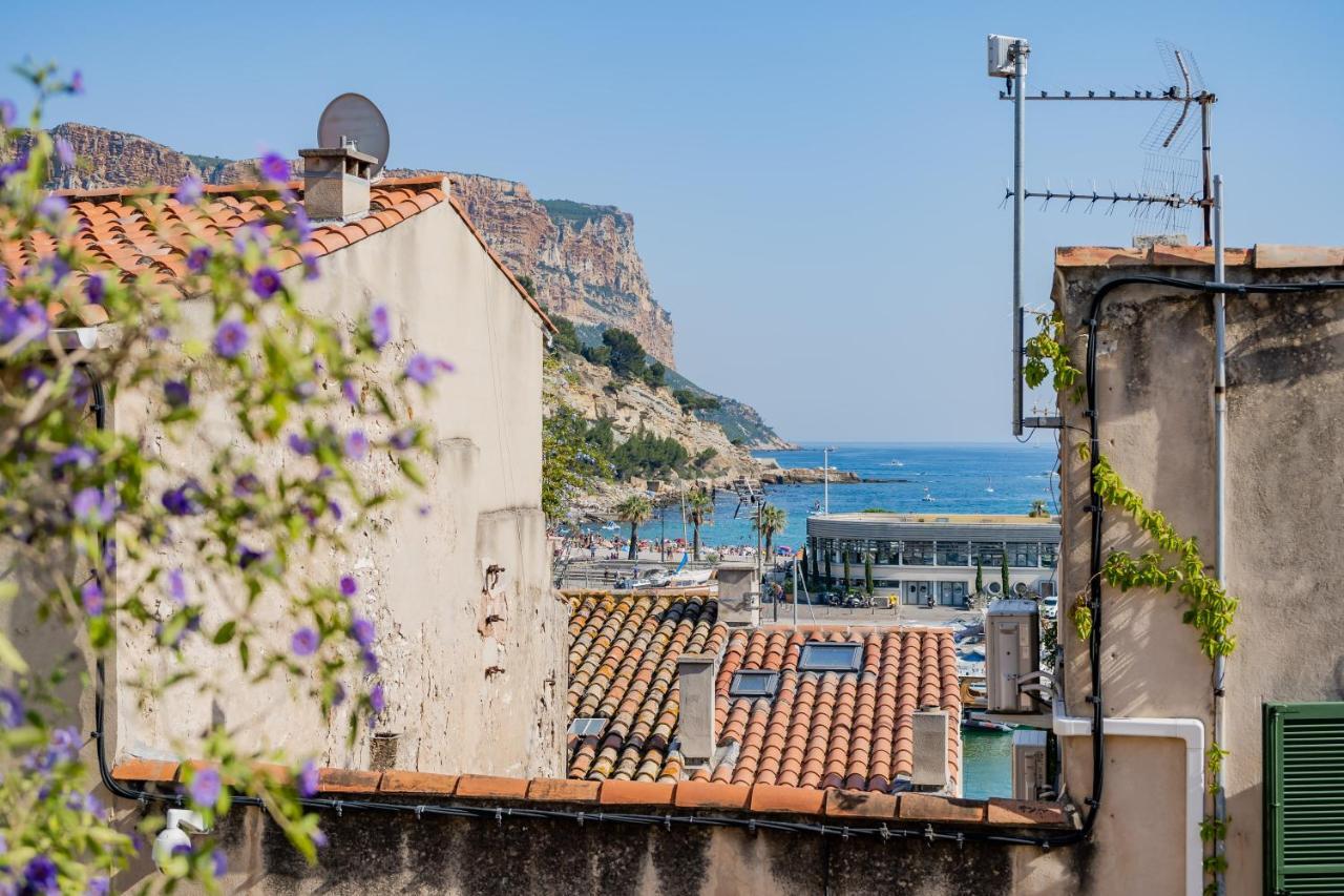 Apartment Rose D'eden Par Dodo-a-cassis Cassis