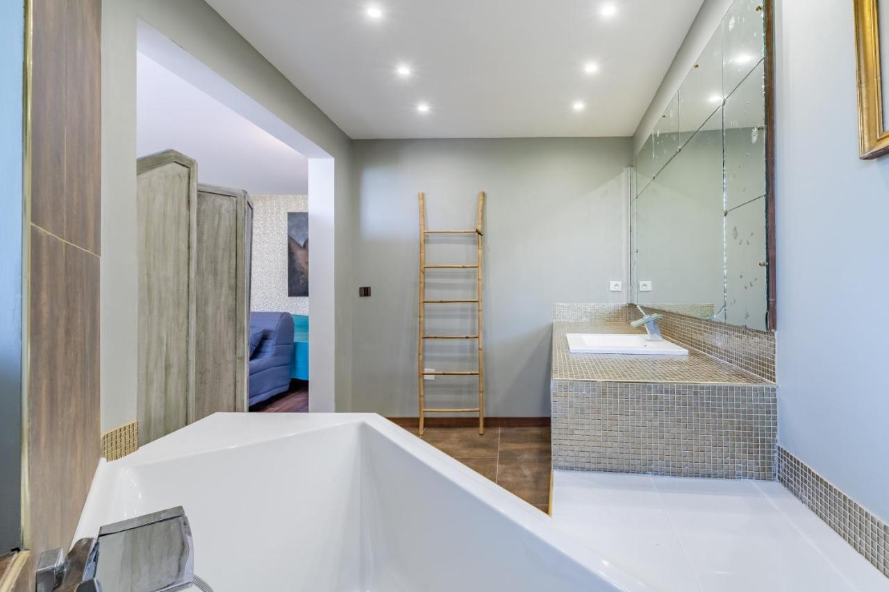 Apartment Rose D'eden Par Dodo-a-cassis